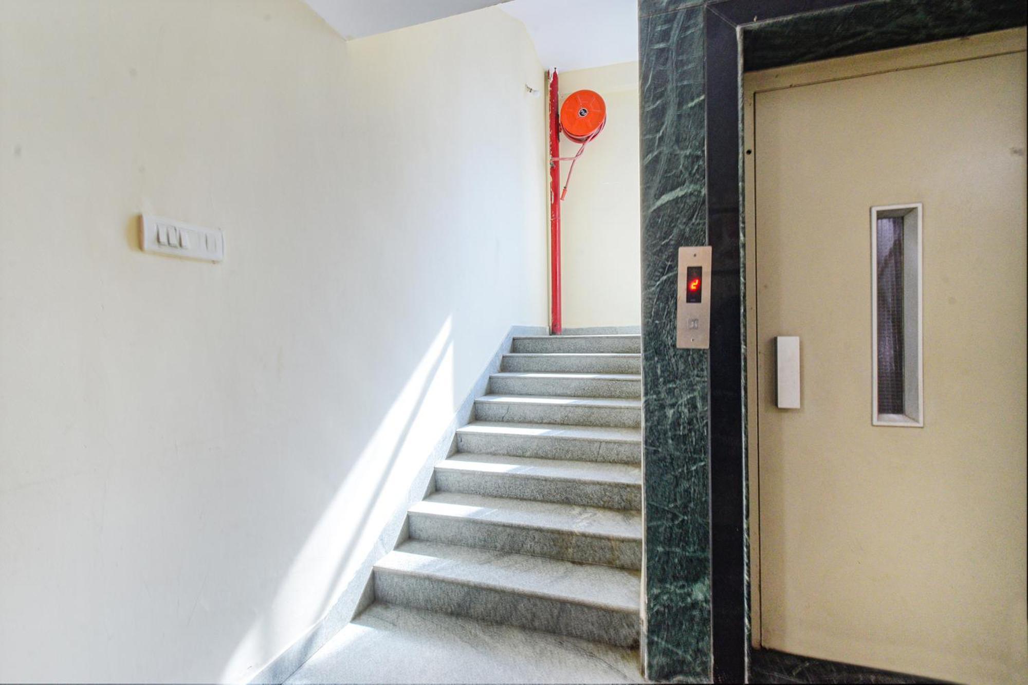 Fabhotel N Residency, Hitech City - 350M From Yashoda Hospital, Hitech City Hajdarabad Zewnętrze zdjęcie